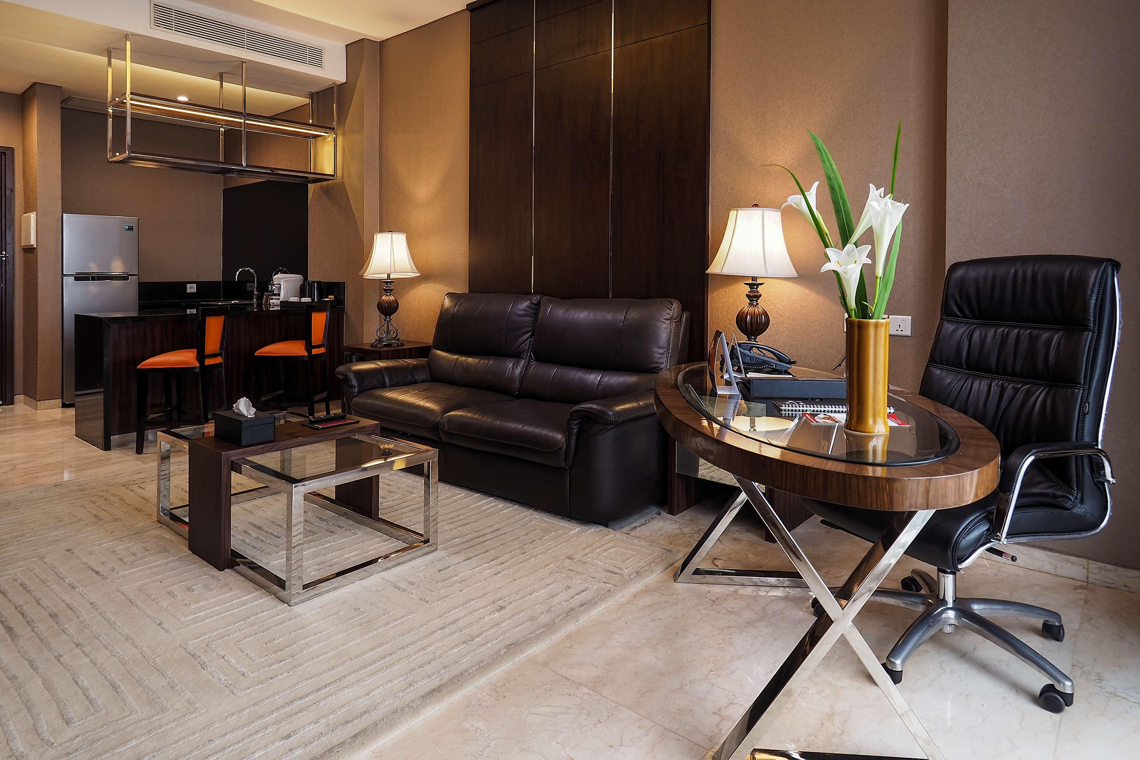 Grand Mercure Solo Baru Экстерьер фото