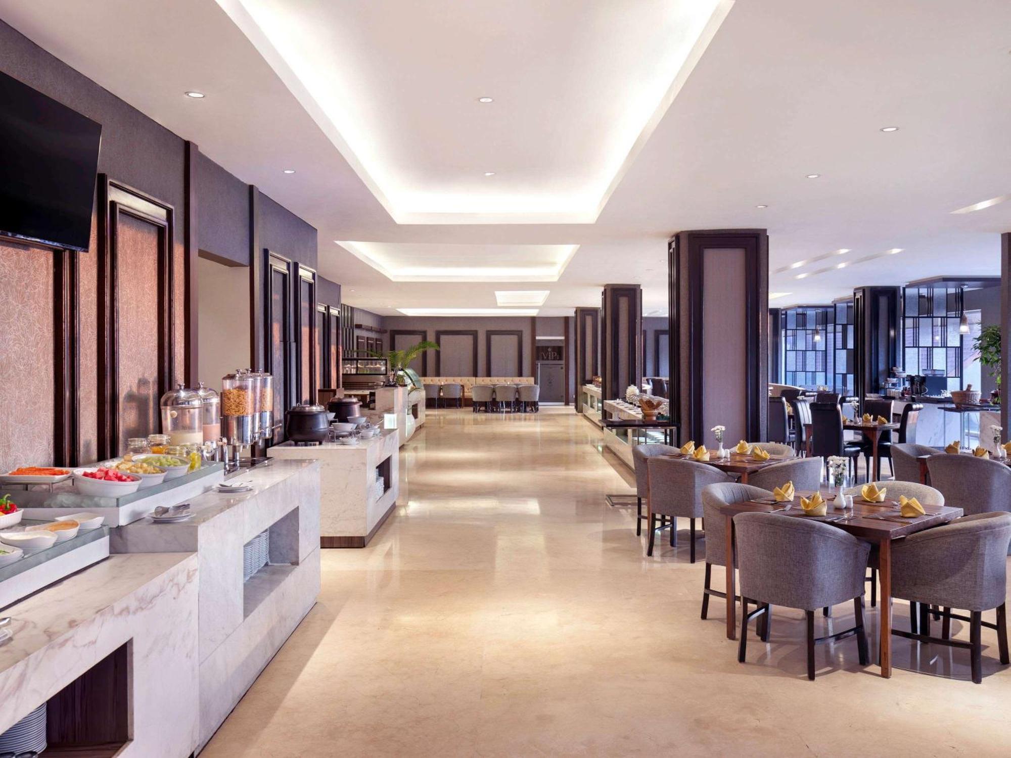 Grand Mercure Solo Baru Экстерьер фото