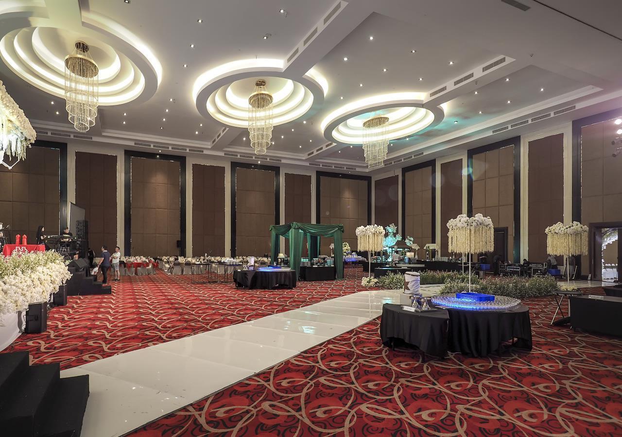 Grand Mercure Solo Baru Экстерьер фото